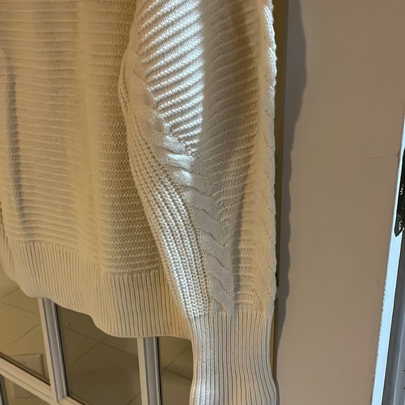 Sweater - Picture 3 of 3